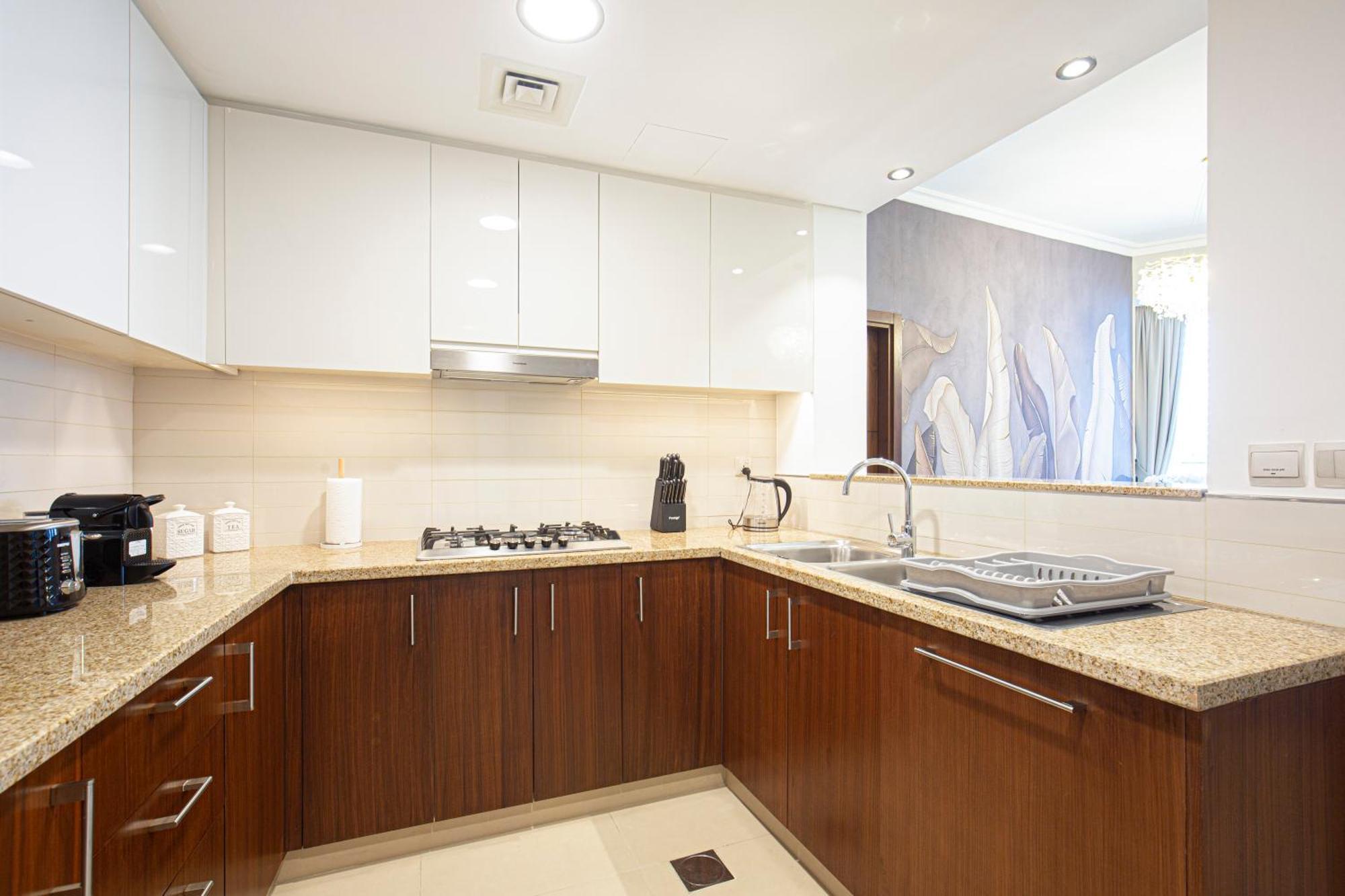 Apartment Magnificent Luxurious 2 Bedroom With Skyline & Sea View *